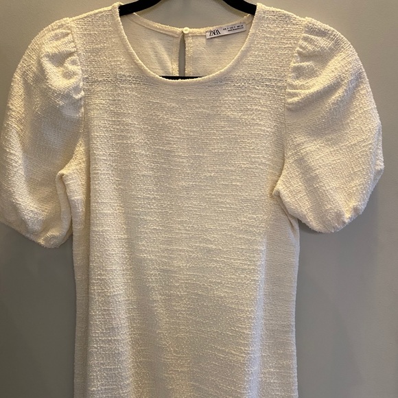 White puff sleeve Zara dress - Picture 2 of 3